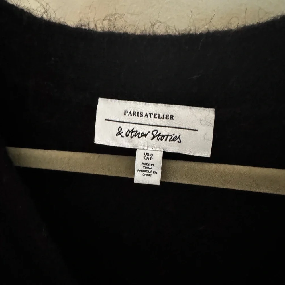 & Other Stories Black Bee Cardigan - Picture 4 of 5